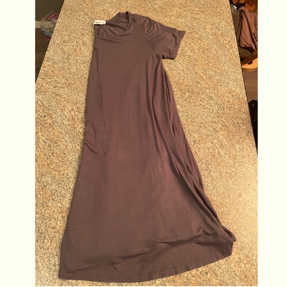 Carly Jean Los Angeles Dress with Pockets